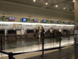 La vida sigue volando en Barajas