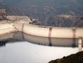 El agua de los embalses crece 2,7 puntos en una semana