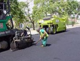 El Ayuntamiento asfaltará más de 32.700 metros cuadrados de calles