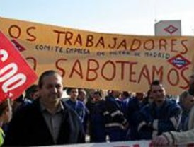 Los conductores de Metro acusan a Transportes de alarmar a los viajeros con los sabotajes