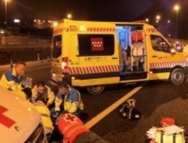 Un joven fallece y dos resultan heridos al salirse su vehículo de la vía a la altura de Guadarrama