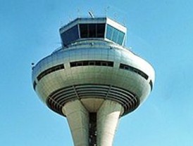 El Gobierno saca a la venta el 90% del aeropuerto de Barajas por 3.700 millones de euros