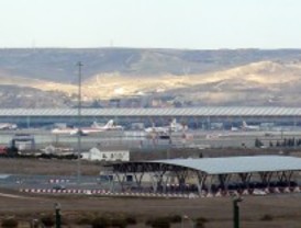 Un 6,5% más de viajeros en Barajas en 2010