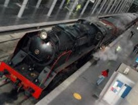 'El tren de la fresa' realiza el primer recorrido hasta Aranjuez, en su XXIV edición