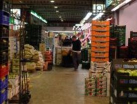 Mercamadrid duplica su actividad para reabastecer al mercado madrileño