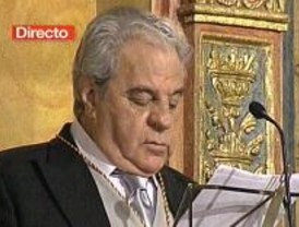 Marsé subraya la dualidad lingüística en su discurso