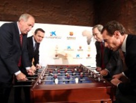 El Madrid, el Barça y la Caixa lanzan una campaña para ayudar a África