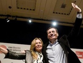 Trinidad Jiménez ofrece su apoyo a Tomás Gómez 'para ganar' el 22-M