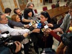 Varios concejales, entre ellos Sabanés, se despiden del Ayuntamiento