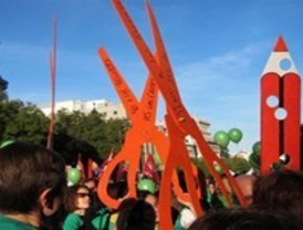 Los interinos estudian nuevas movilizaciones tras los cambios en las oposiciones de Secundaria