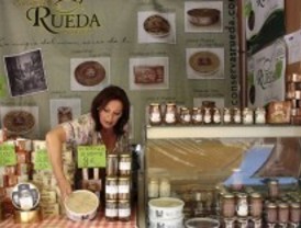 La Plaza de Olavide se pone a dieta mediterránea