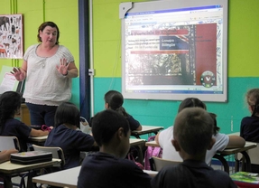 Los alumnos de Primaria tendrán una hora semanal más de Lengua y Matemáticas