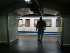 Un ecuatoriano denuncia una agresión de vigilantes del metro hace dos años