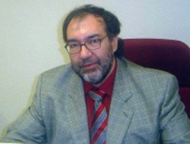 'Hay científicos que se niegan a divulgar porque eso no ayuda a ser catedrático'
