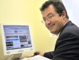 El alcalde de Leganés cree que el Ayuntamiento podría funcionar con 800 trabajadores menos