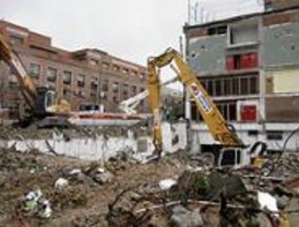 PSOE pide que se revisen los expedientes de obras en los colegios con más de 30 años