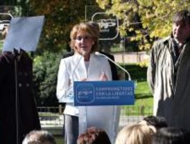 Los madrileños conmemoran la caída del Muro de Berlín