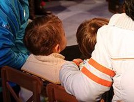 80 niños inmigrantes irán a la escuela de fútbol del Real Madrid