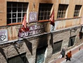 Incendio en la sede socialista de Puente de Vallecas