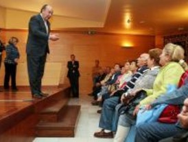 Visitas a depedencias municipales para mayores de Las Rozas