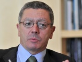 Gallardón propone a Aguirre un 'cambio de cromos'