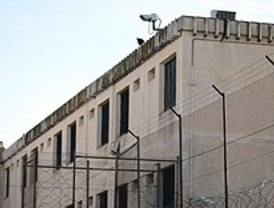 Detienen a una mujer que intentaba introducir cuatro bellotas de hachís en la cárcel de Valdemoro