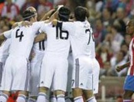 El Real Madrid se lleva un derbi 'loco' en el principio y el final