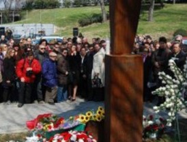 La AVT mantiene su homenaje a las víctimas el 11 de marzo