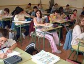 Alumnos del Instituto Isaac Newton participan en un taller contra la violencia de género