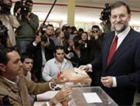 Rajoy dice que Gallardón podría ser un buen 'número dos' aunque pide prudencia