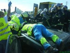 Una mujer herida grave tras un accidente en la A-4