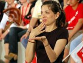 Villaverde pone en marcha un taller de teatro en lenguaje de signos