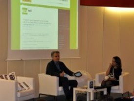 La EOI entrega 'tablets' a sus alumnos para mejorar la formación