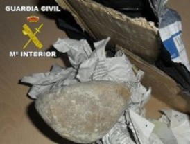 Dos detenidos por enviar piedras en lugar de los móviles que vendían por Internet