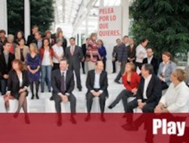 Rubalcaba: 'Rajoy calla y Esperanza otorga'