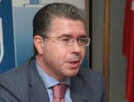 Rescindido el contrato con la empresa de brazalates antimaltrato por irregularidades