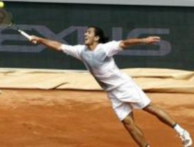 Ferrer arrolla a Cañas y ya está en segunda ronda
