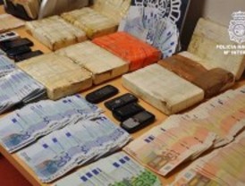 Cuatro detenidos tras ser sorprendidos con 9 kilos de cocaína en su coche