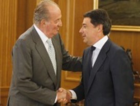 González traslada al rey 'las dificultades que tiene Madrid'