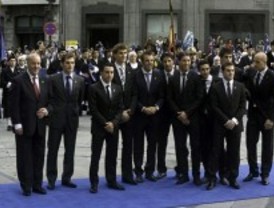 'La Roja' dona el Príncipe de Asturias a la Fundación Síndrome de Down
