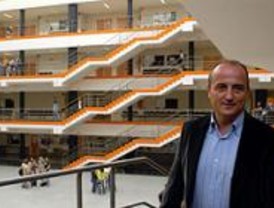 Sebastián acusa a Gallardón de invertir más en los distritos ricos