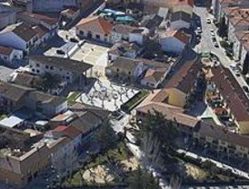 Un juzgado suspende una licencia urbanística al alcalde de Aldea del Fresno