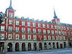 Gallardón negociará la construcción de un hotel privado en la Plaza Mayor