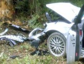 Un fallecido, dos heridos graves y otros dos leves al chocar un turismo en Aranjuez