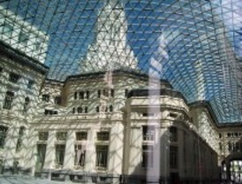 El patio de cristales de Cibeles abrirá los festivos hasta septiembre