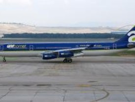 Air Comet vuelve a la huelga hasta que se acaben los impagos