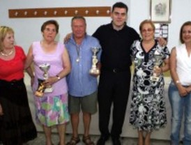 Leganés premia a los mayores en las fiestas patronales de San Fortunato