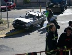 Simulan la explosión de un camión pirotécnico en Cercanías