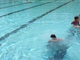 El Ayuntamiento de Coslada cierra una piscina por la infección de un menor