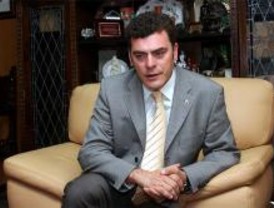 El alcalde de Leganés da un ultimátum a Urbaser para acabar con la huelga